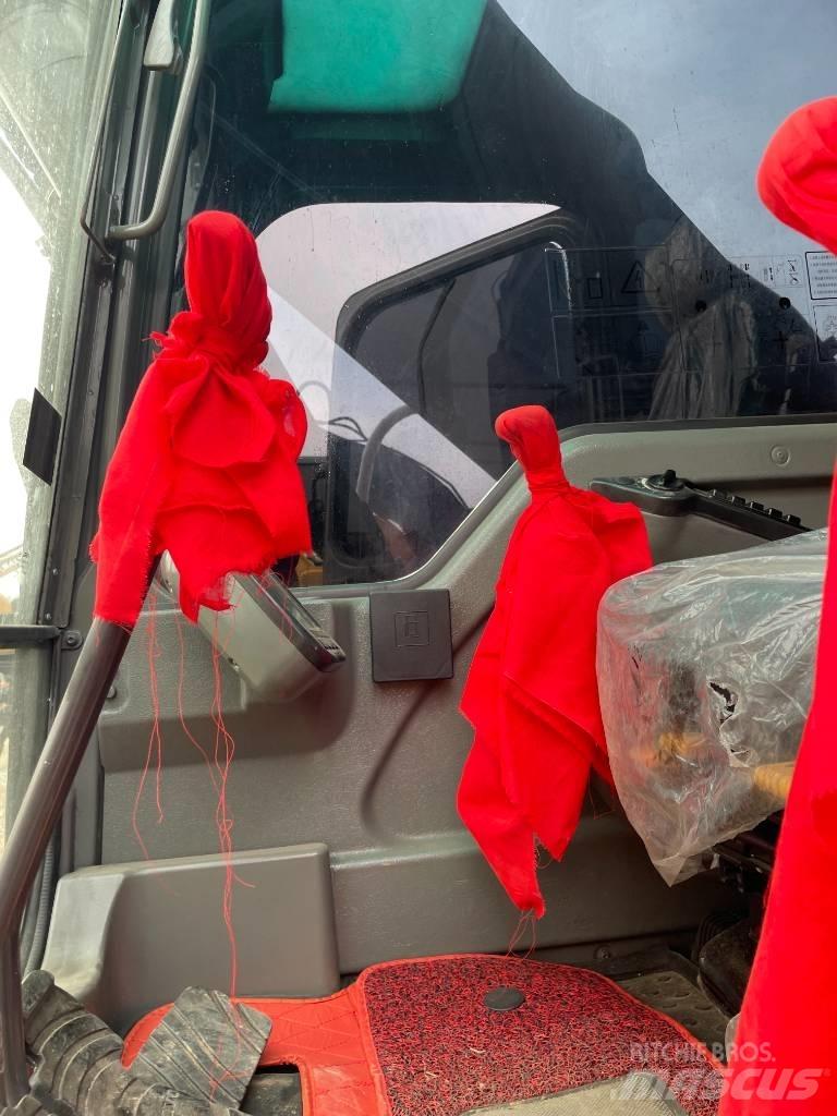 Volvo EC 240 Bageri gusjeničari
