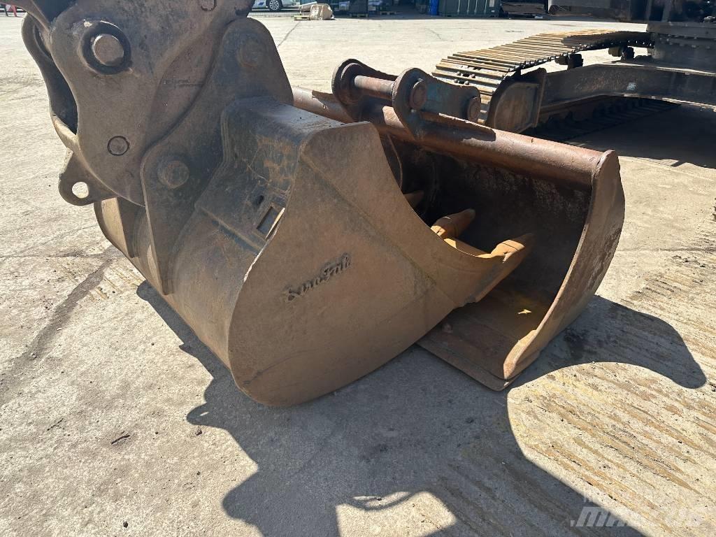 CASE CX 210 D Bageri gusjeničari