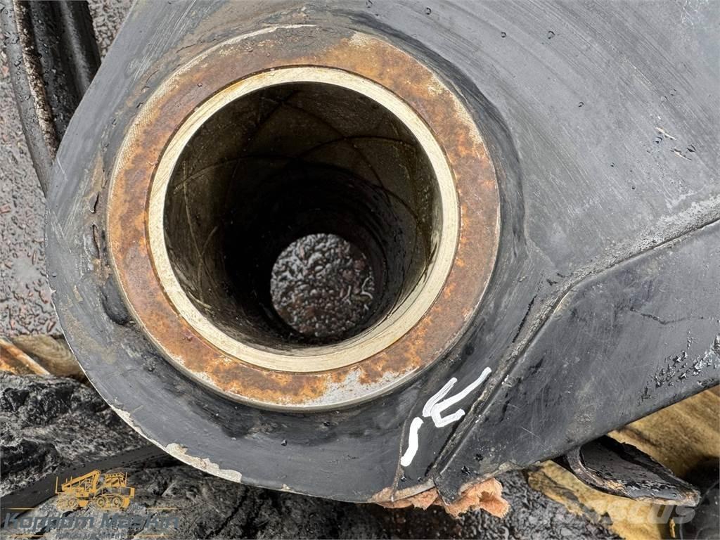 Komatsu 165F Kranovi za stabla