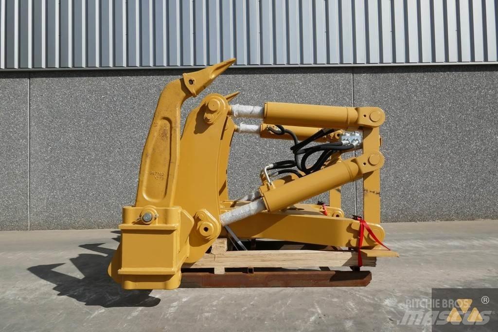 CAT D7E Ripper Ostale komponente