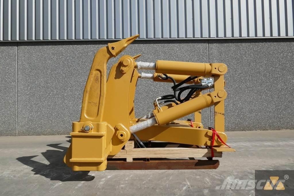 CAT D7E Ripper Ostale komponente