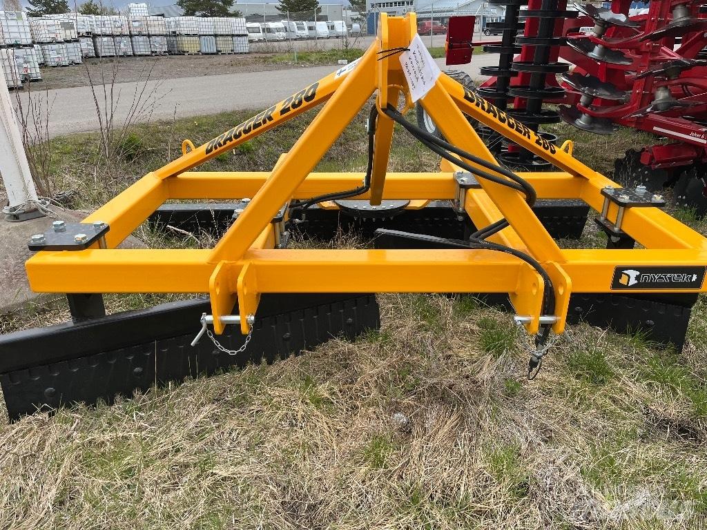 Parko Dragger 280 Plugovi za putove
