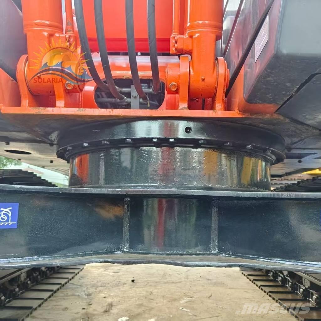 Hitachi ZX 120 Bageri gusjeničari