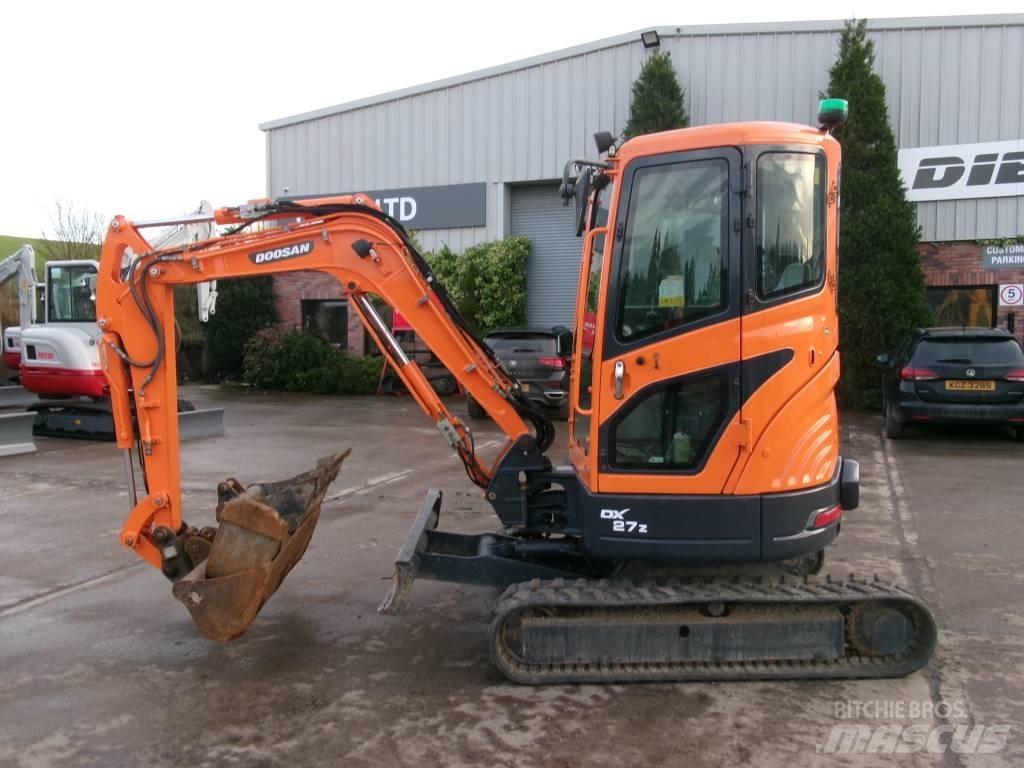 Doosan DX 27 Z Mini bageri <7t