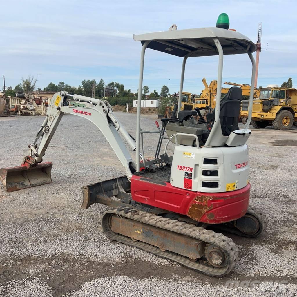 Takeuchi TB 217 R Mini bageri <7t