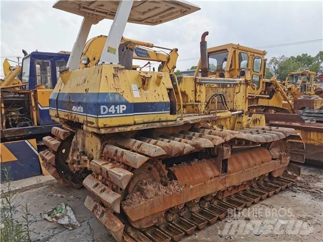 Komatsu D41P Buldožeri gusjeničari
