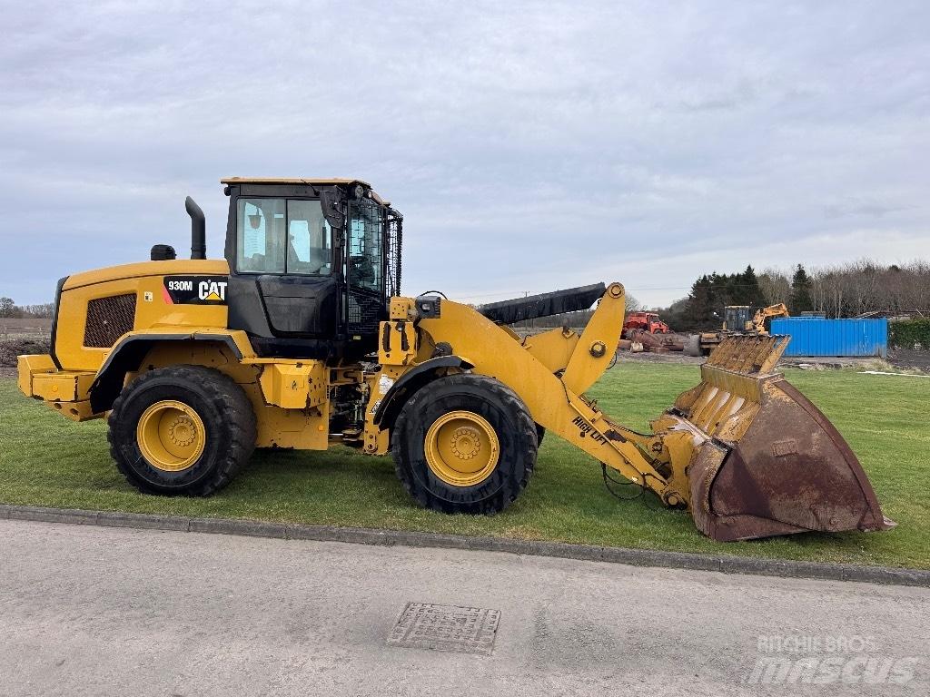 CAT 930 M Utovarivači na kotačima