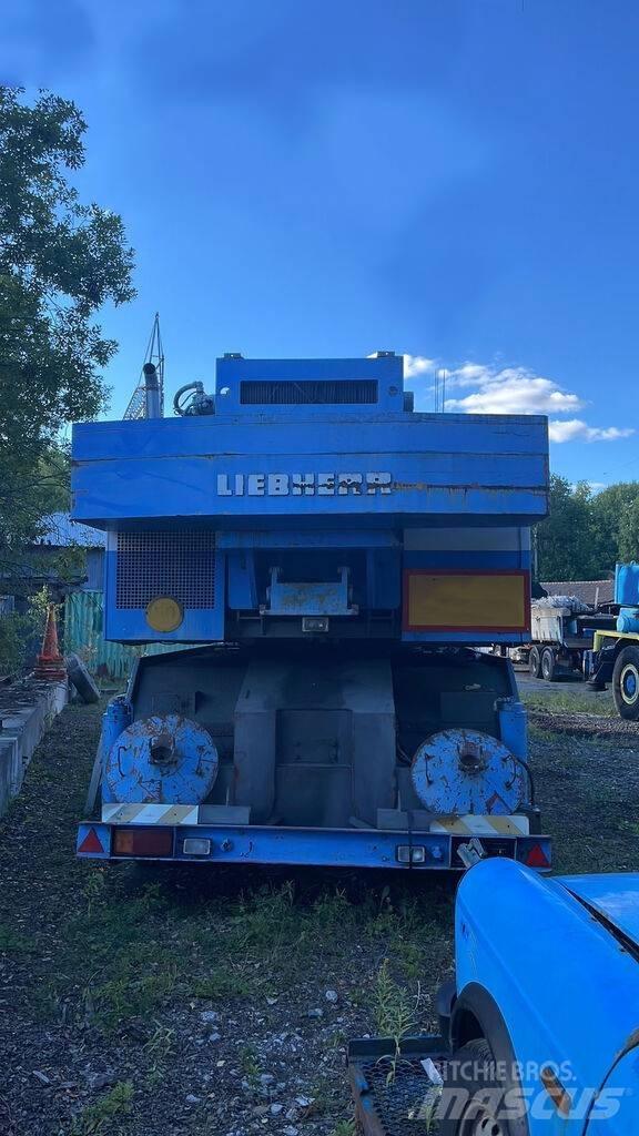 Liebherr LT 90 Rabljene dizalice za težak teren