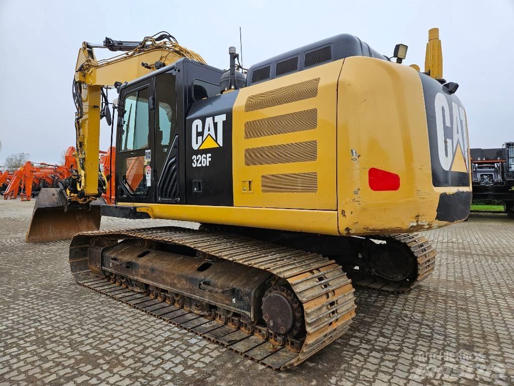 CAT 326 F L Bageri gusjeničari