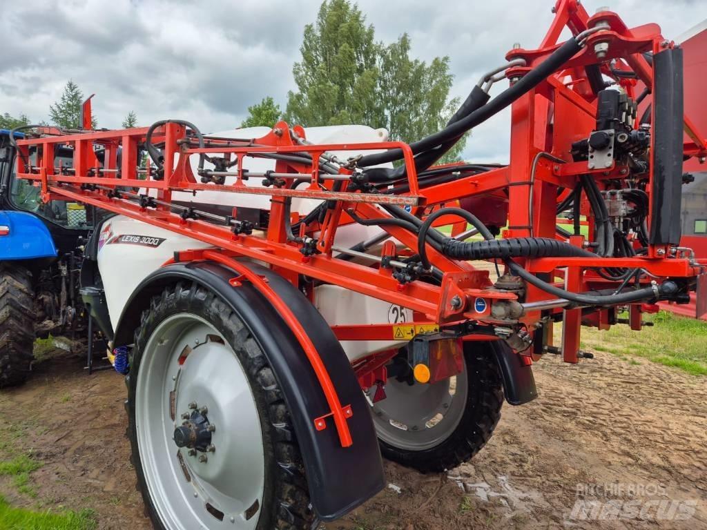 Kuhn Lexis 3000 Vučene prskalice