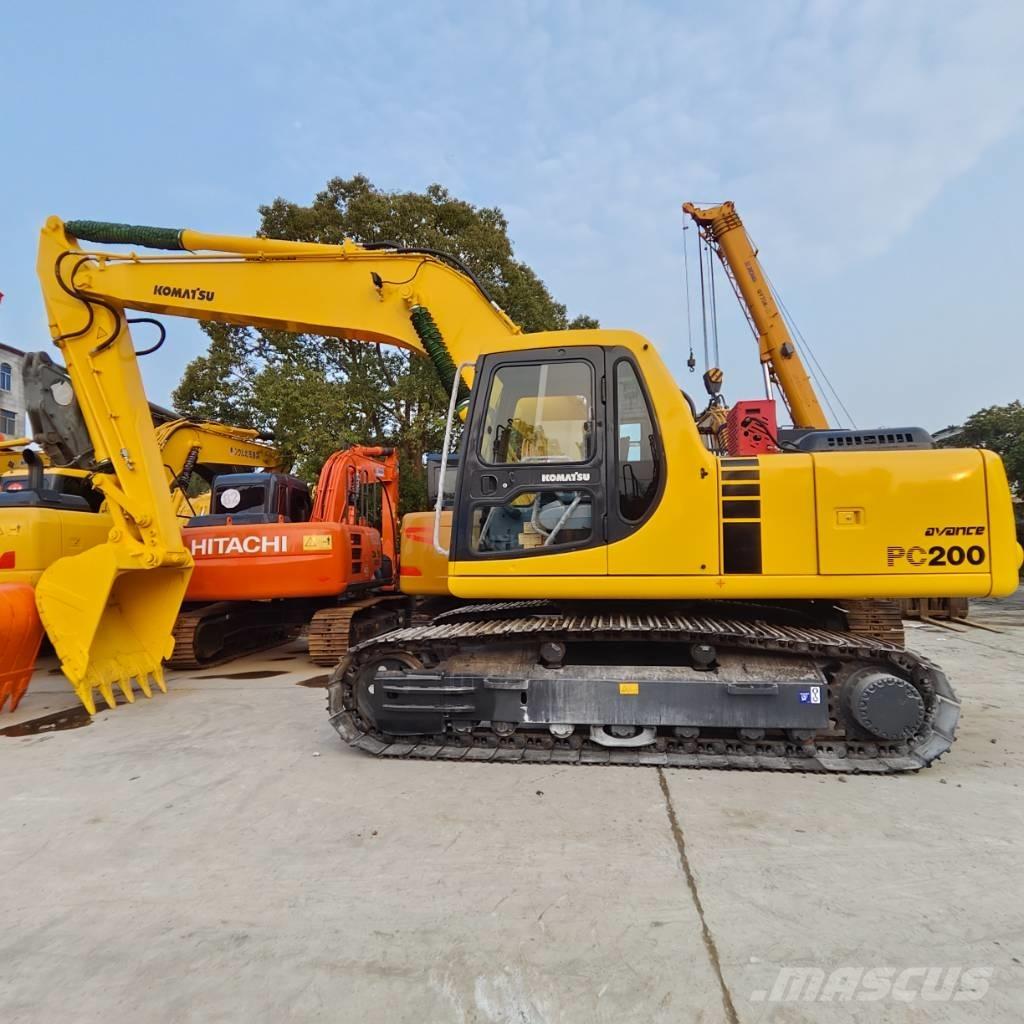 Komatsu PC 200-7 Bageri gusjeničari