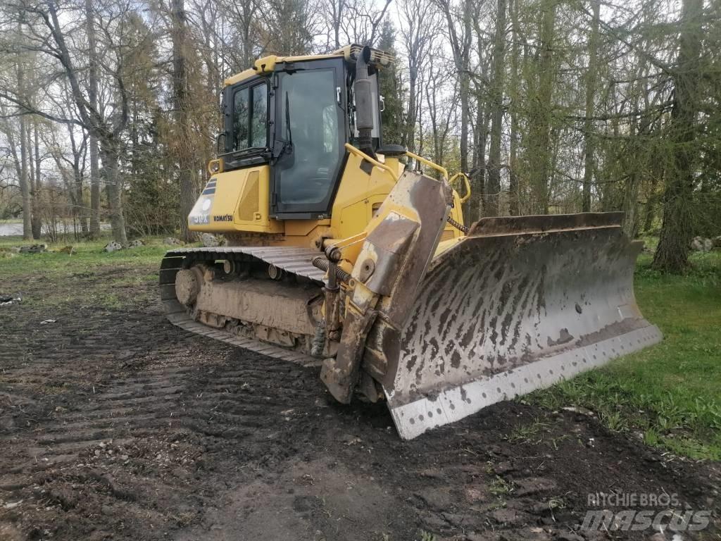 Komatsu 51PX Buldožeri gusjeničari