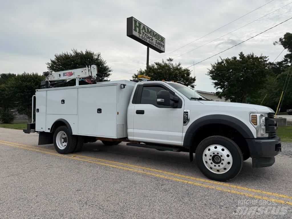Ford F 550 Kiperi