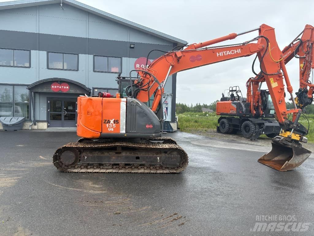 Hitachi ZX135US-3 Bageri gusjeničari
