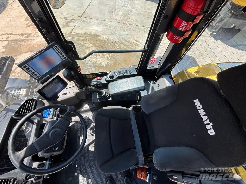 Komatsu WA270-8E0 Utovarivači na kotačima