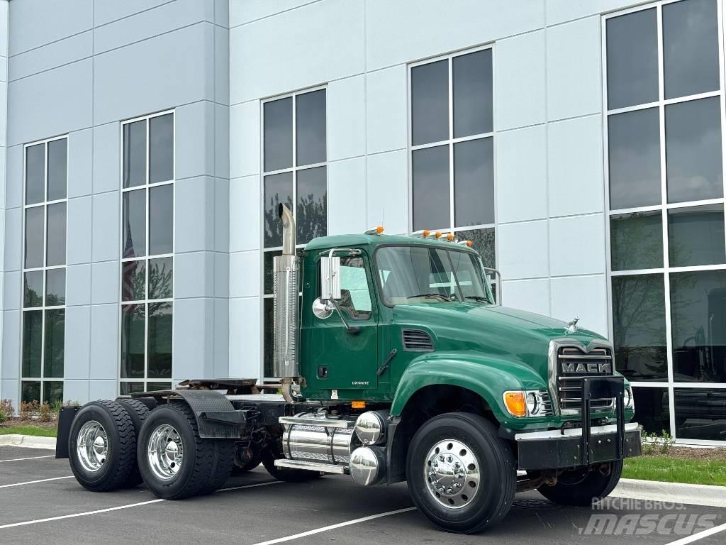 Mack Granite CV713 Traktorske jedinice