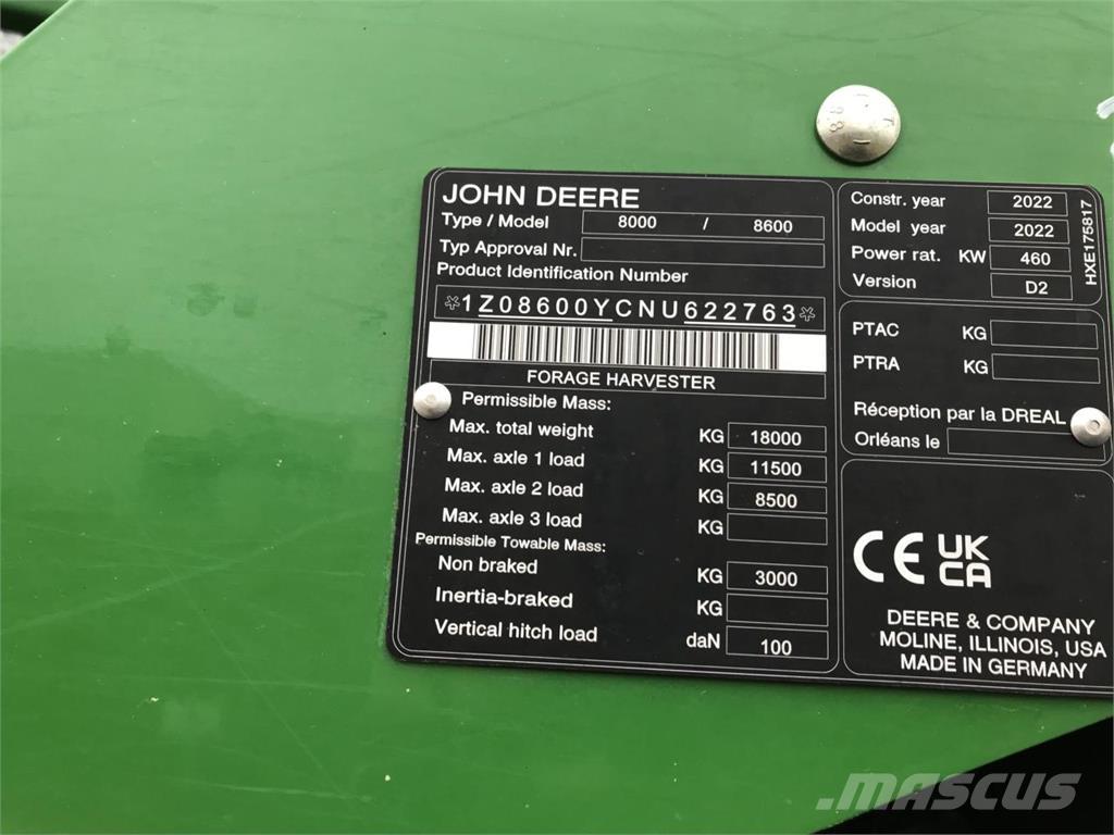 John Deere 8600 Strojevi za krmu na vlastiti pogon