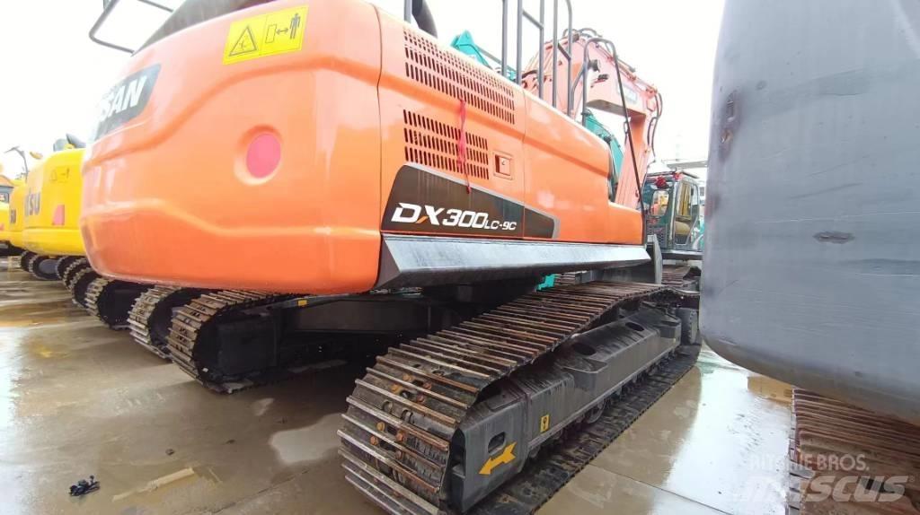 Doosan DX300 LC-9C Bageri gusjeničari