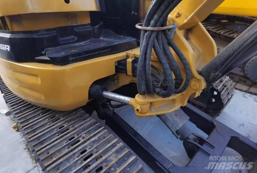 CAT 304 C Mini bageri <7t