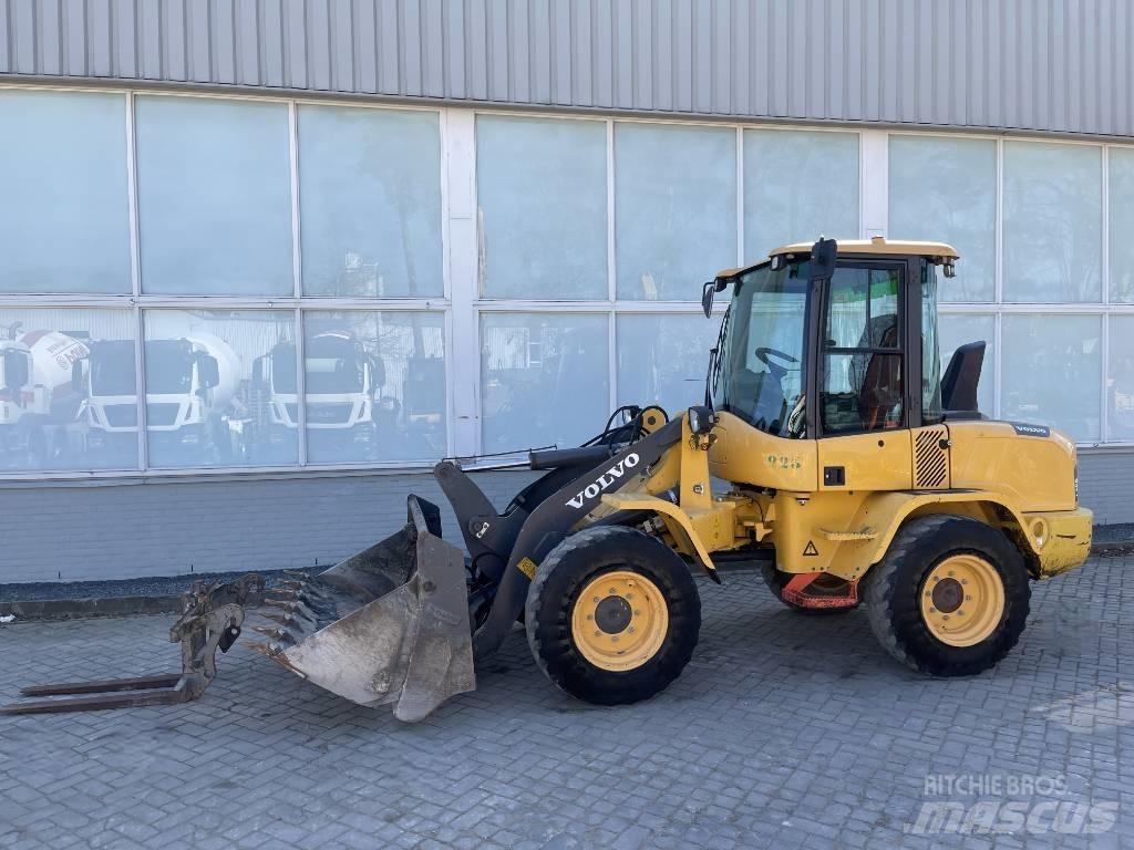 Volvo L 30 G     2018     CE Utovarivači na kotačima