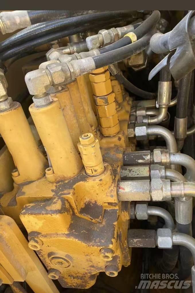CAT 308 C Midi bageri 7t – 12t