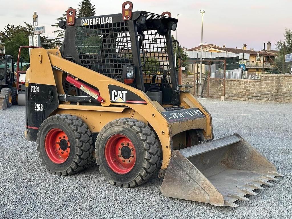 CAT 226BHF Mini utovarivači