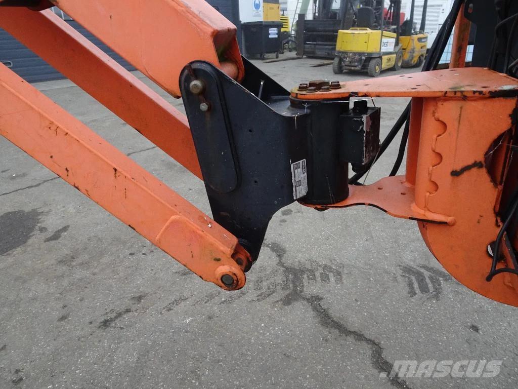 JLG 600AJ Zglobne podizne platforme