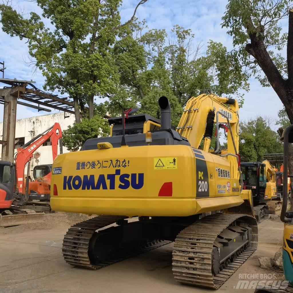 Komatsu PC 200 Bageri gusjeničari