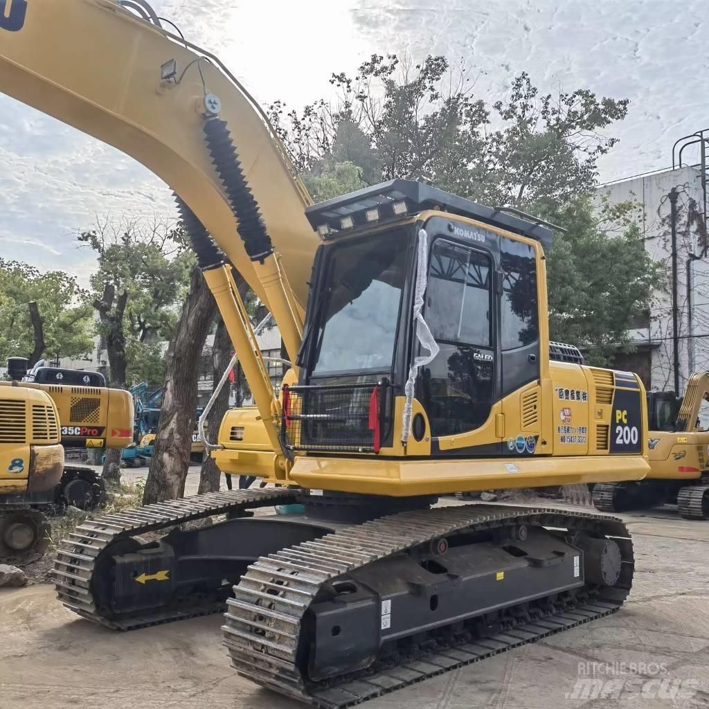 Komatsu PC 200 Bageri gusjeničari