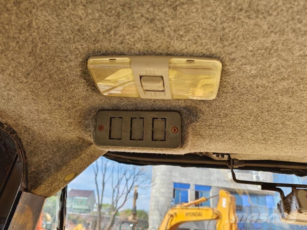 Komatsu WA 500-3 Utovarivači na kotačima
