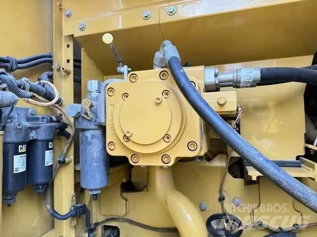 CAT 320 GC Bageri gusjeničari