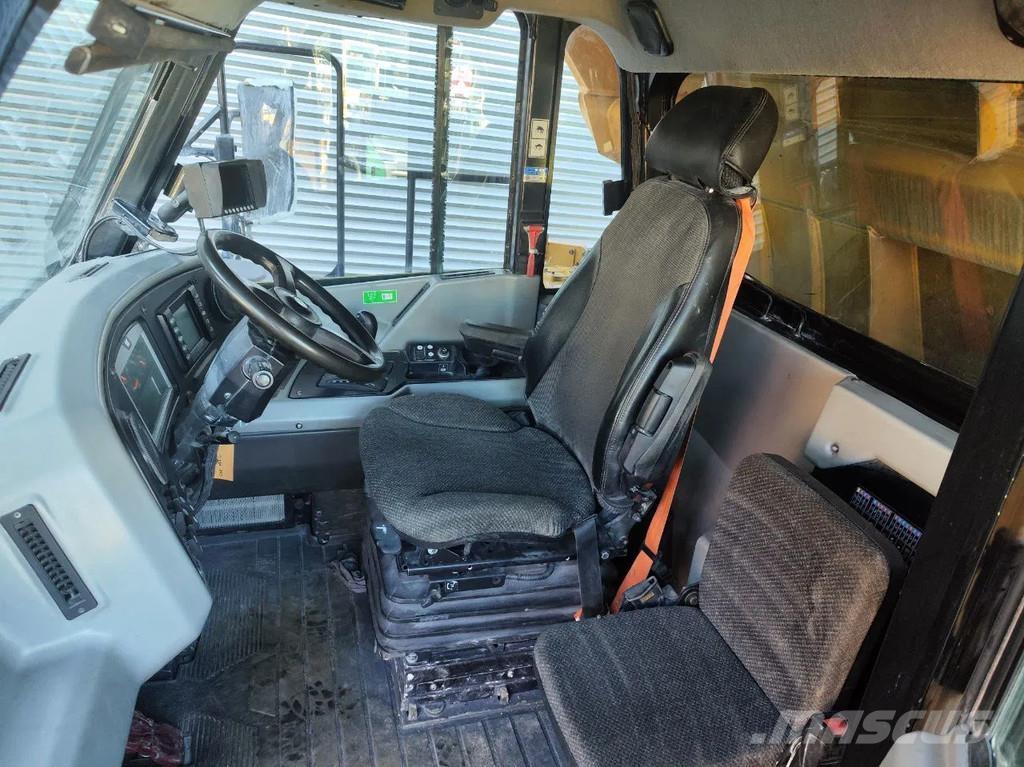 CAT 772G Kruti damperi