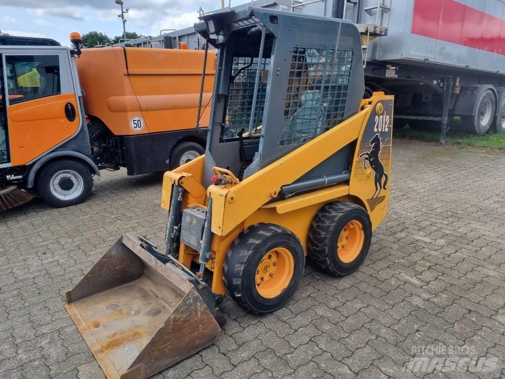 Mustang 2012 Skid steer mini utovarivači