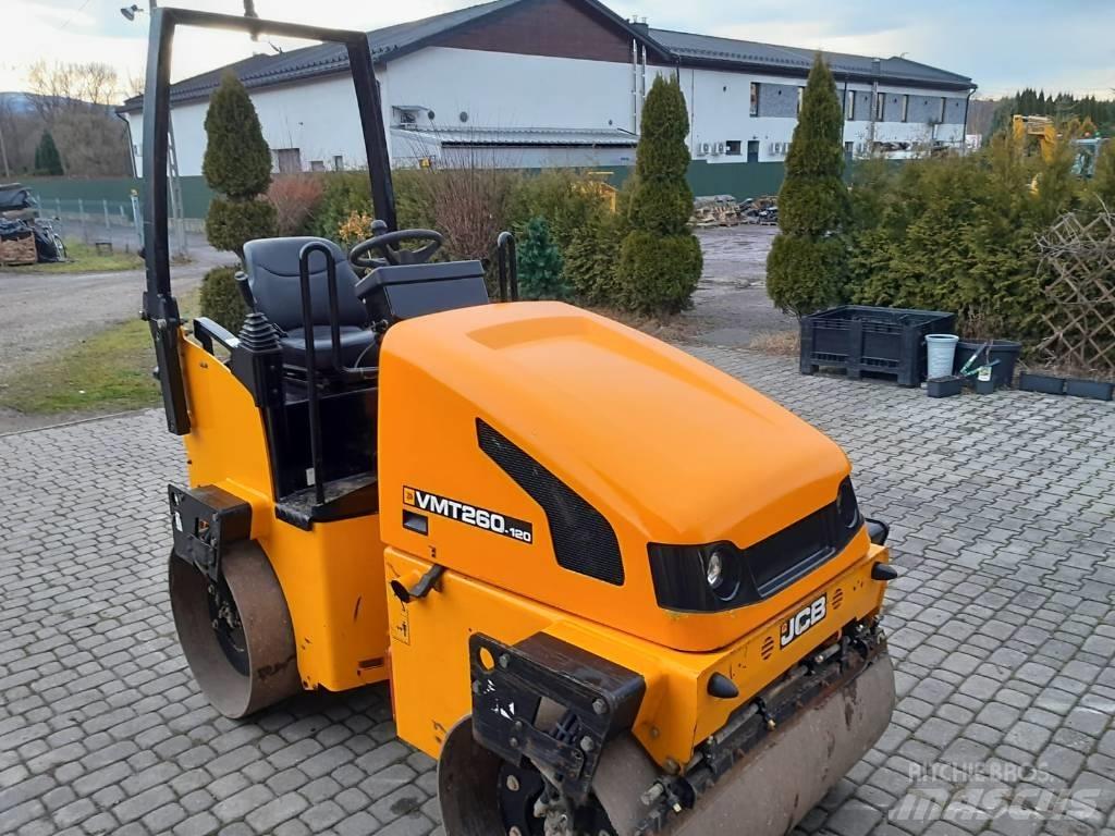 JCB VMT 260-120 Valjci sa dvojnim bubnjem