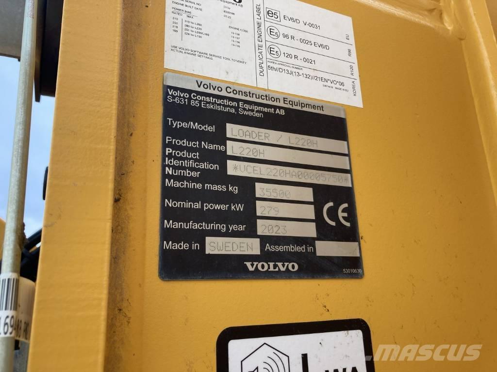 Volvo L 220 H Utovarivači na kotačima