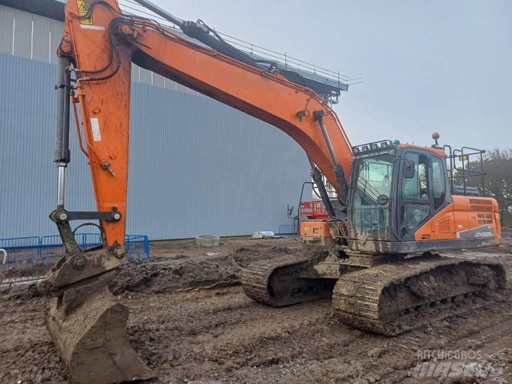 Doosan DX 225 LC-5 Bageri gusjeničari