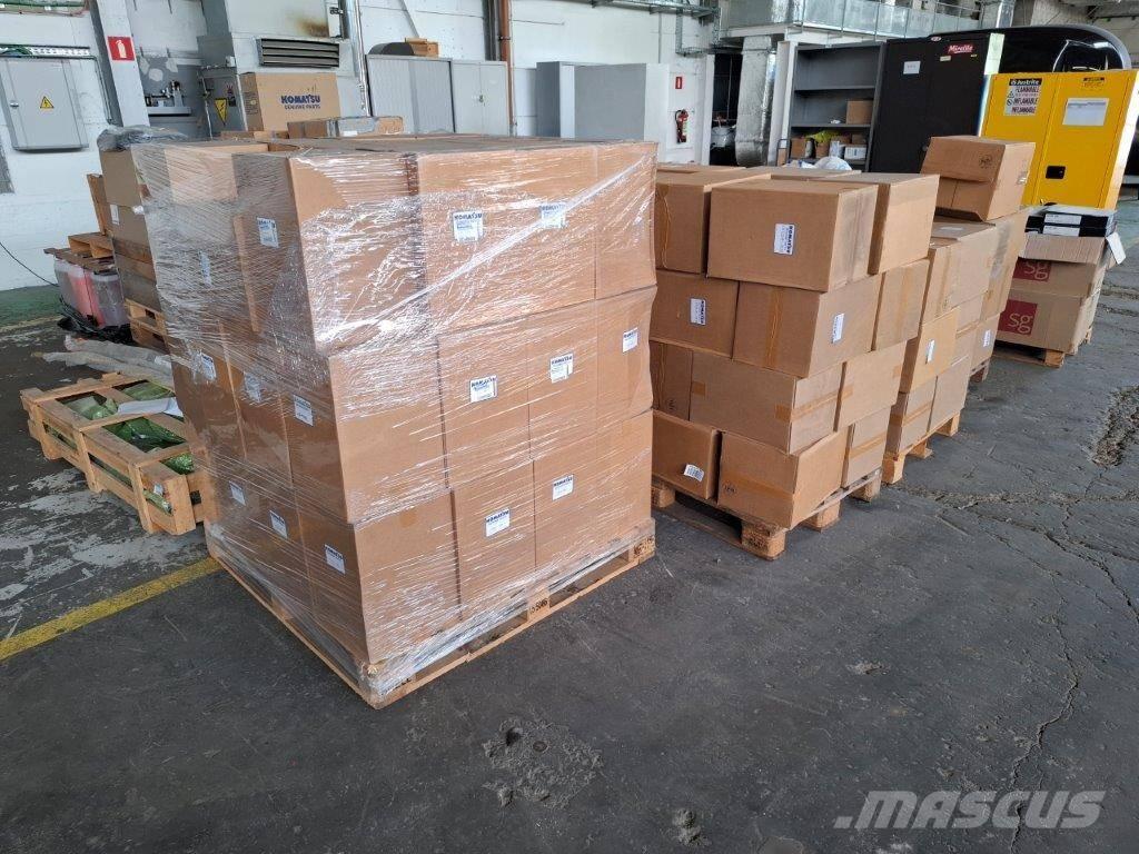 Komatsu 6125-81-7032 Motori