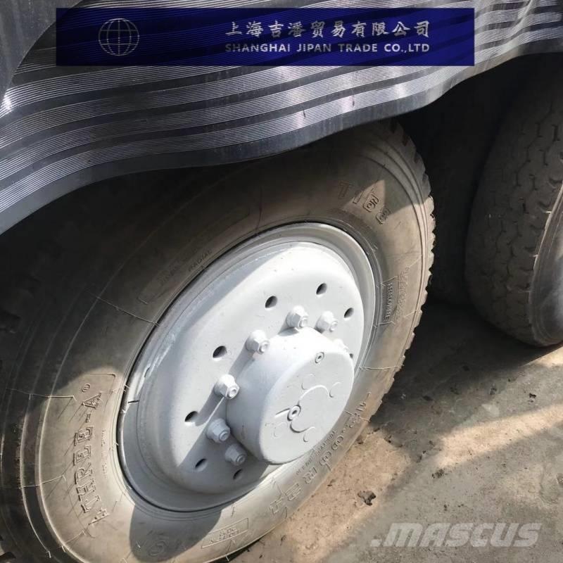 Sany STC1000 Rabljene dizalice za težak teren