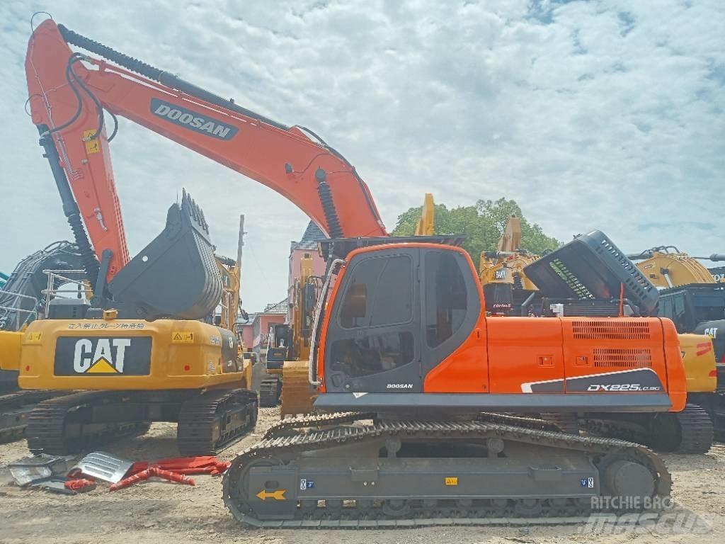Doosan DX 225LC-9C Bageri gusjeničari