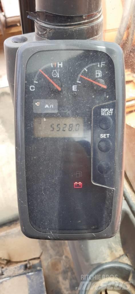 Hitachi ZX 80 SB Midi bageri 7t – 12t