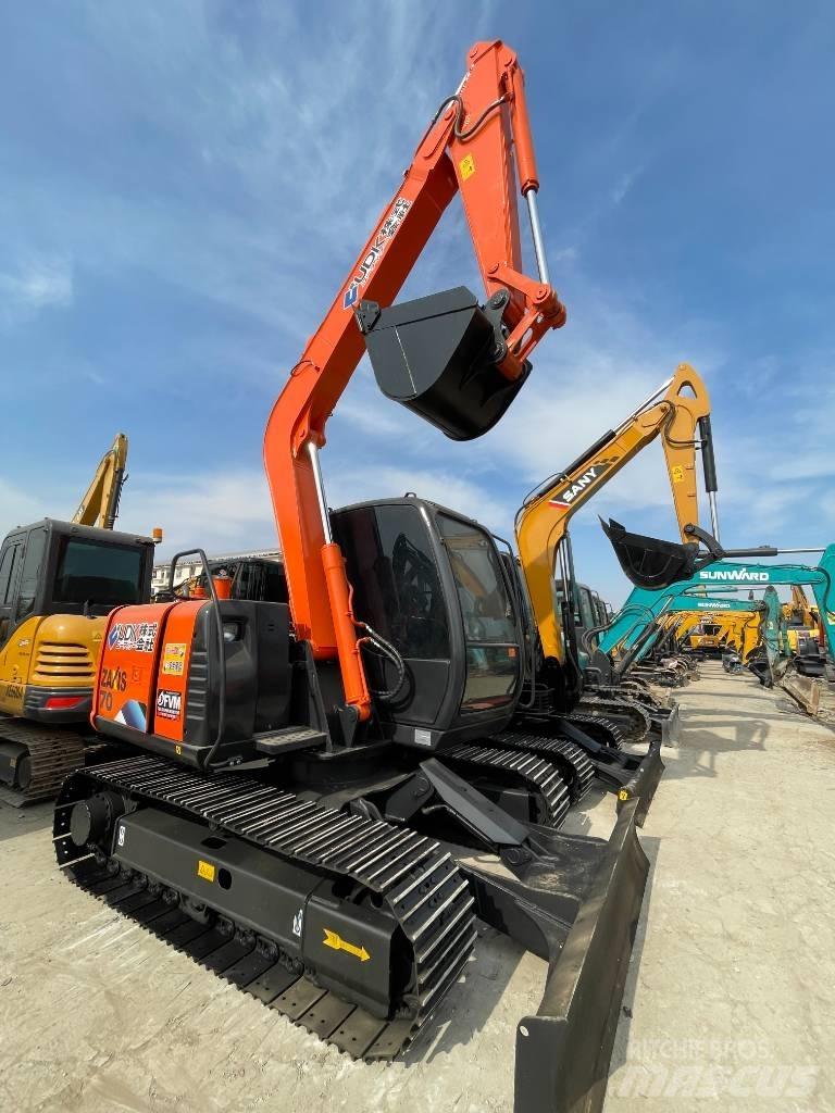 Hitachi ZX 70 Mini bageri <7t