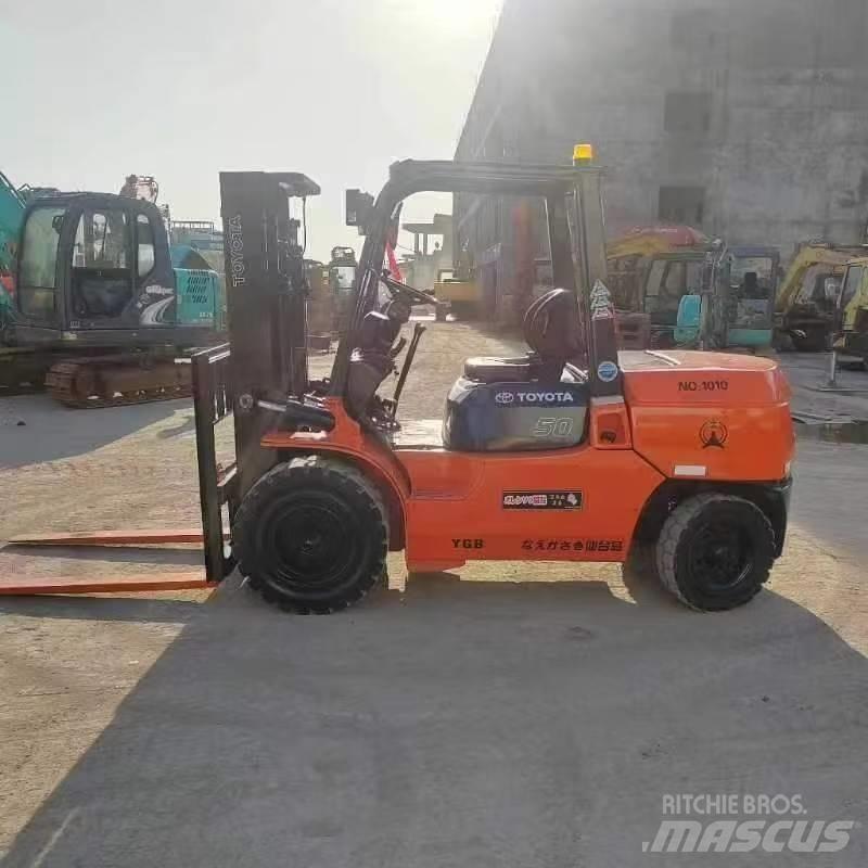 Toyota FD50 Dizelski viličari