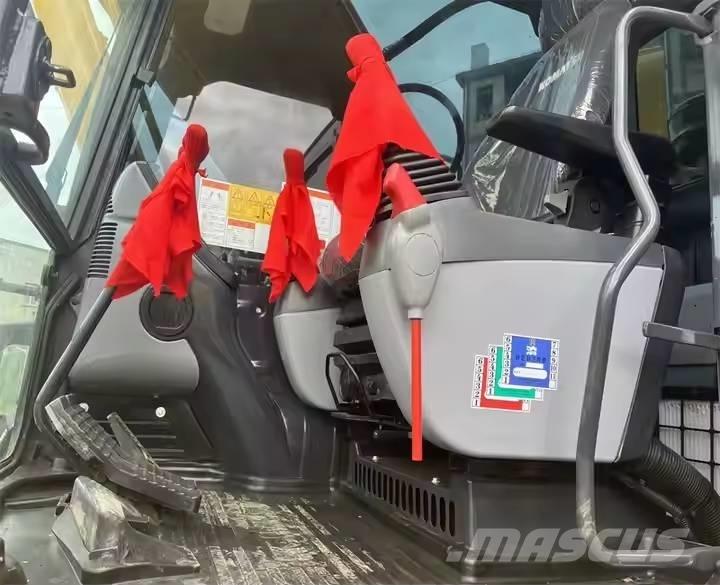 Komatsu PC220-8 Bageri gusjeničari
