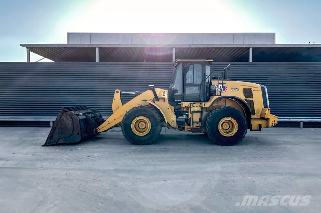 CAT 950M Utovarivači na kotačima