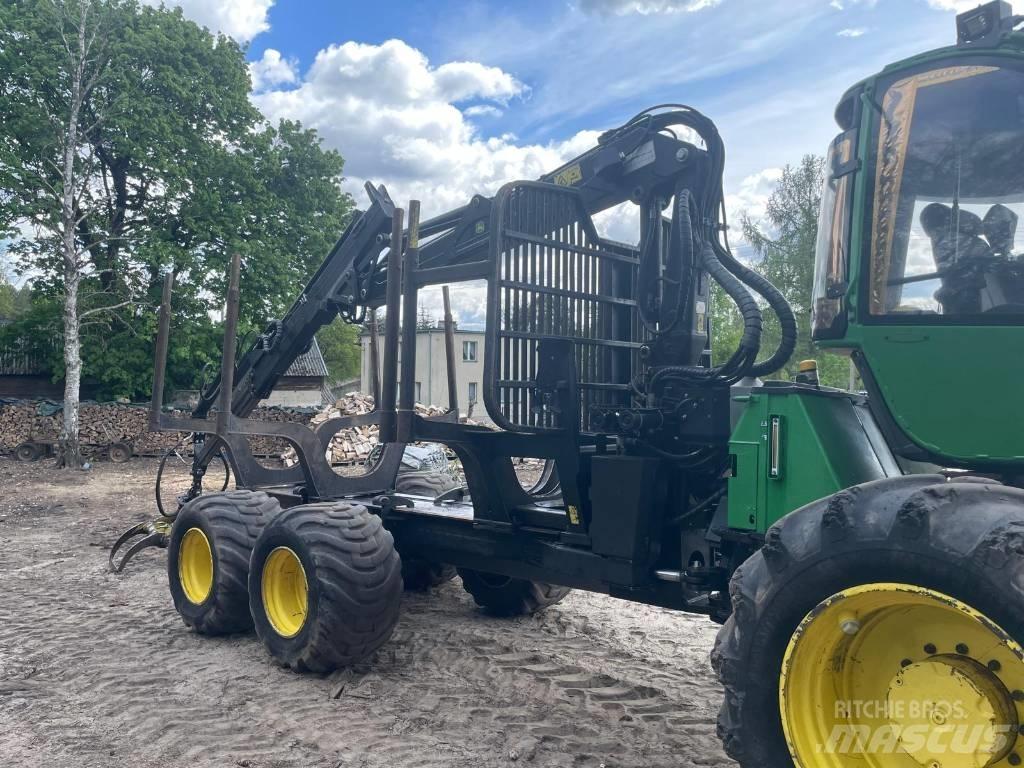 John Deere 1010 E Forvarderi