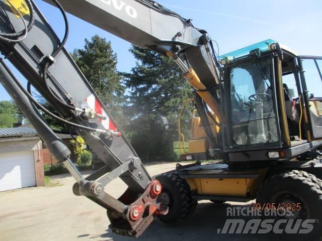 Volvo EW 160 Bageri na kotačima