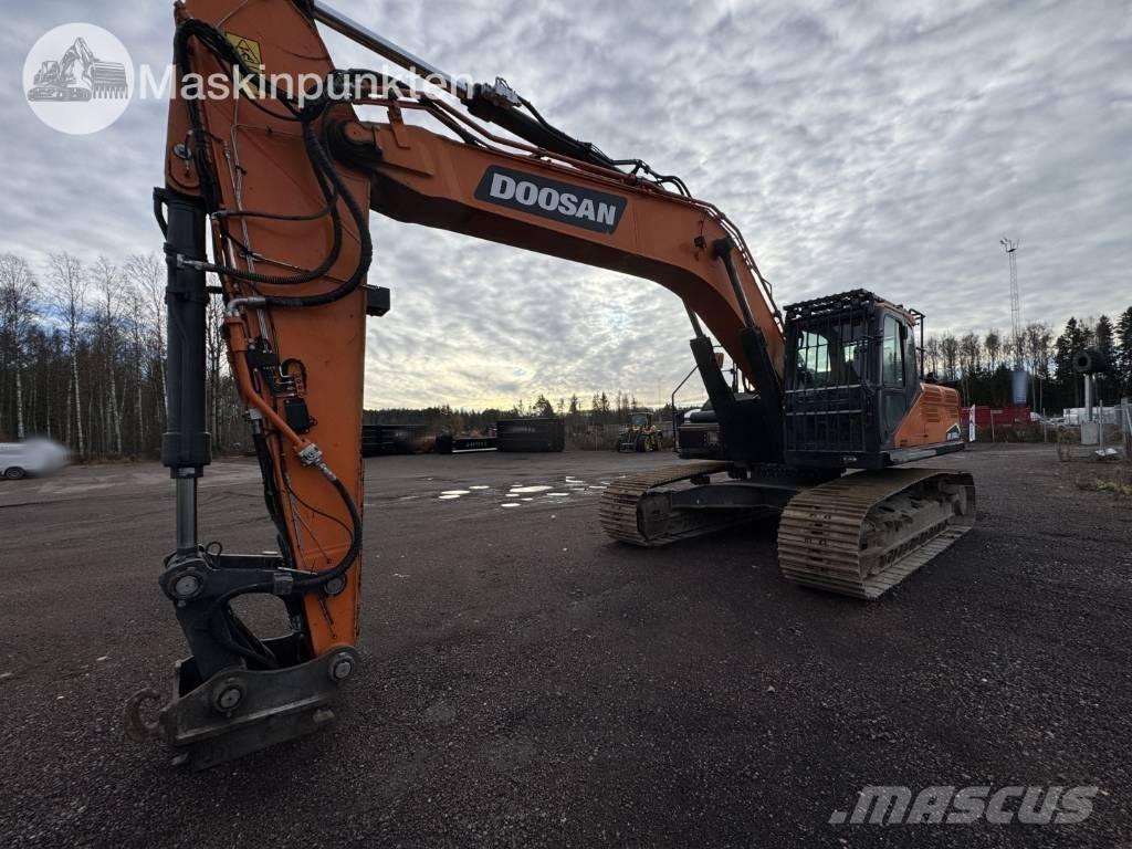 Doosan DX 300 LC Bageri gusjeničari
