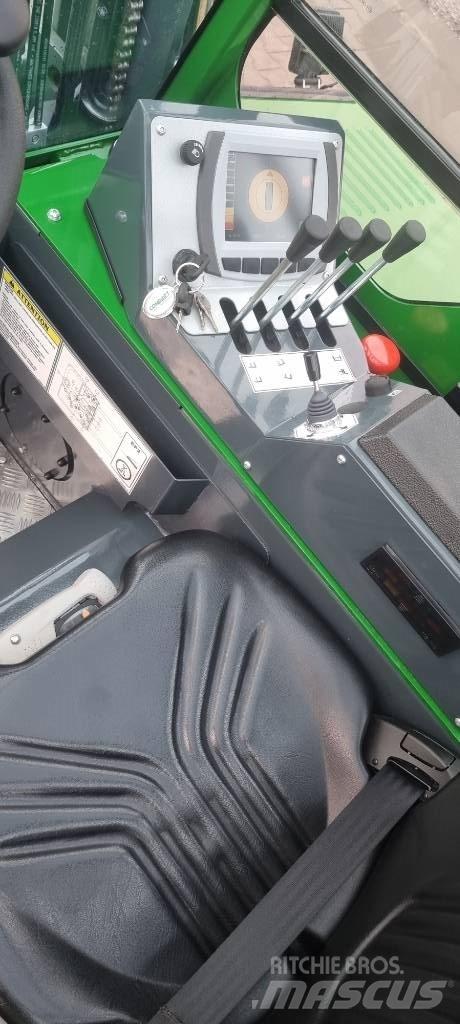 Combilift CBE 2500 Viličari sa 4-stranskim dohvatom