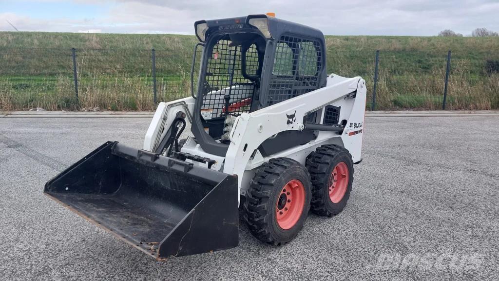 Bobcat S450 Utovarivači na kotačima