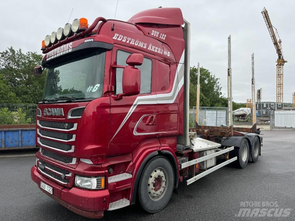 Scania R 560 Kamioni za drva